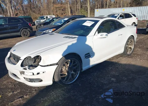 2005 Mercedes-Benz Sl 500 from USA, damaged, VIN WDBSK75F55F103006